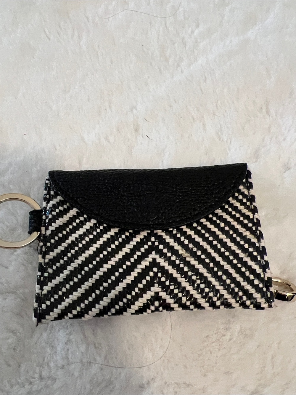 FREE with purchase:) Indigo Black and White Woven Key & Card Holder - Picture 5 of 5